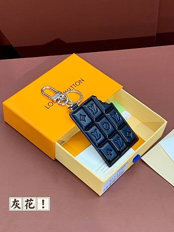 kitlife Louis Vuitton Chocolate Bar bag Charm & Key Ring black 