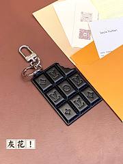 kitlife Louis Vuitton Chocolate Bar bag Charm & Key Ring black  - 5