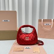 kitlife Miu Miu Wander hobo bag red - 20x6x17 cm - 1