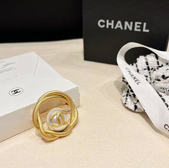 Kitlife Chanel Brooch Gold