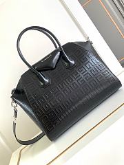 kitlife GIVENCHY Antigona Monogram Top-handle Bag In Black - 33cm - 1