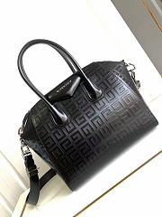 kitlife GIVENCHY Antigona Monogram Top-handle Bag In Black - 28cm - 4