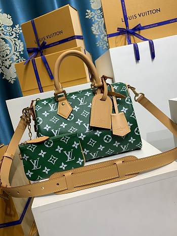 kitlife Louis Vuitton Keepall Bandoulière 25 Green bag - 25x15x15cm