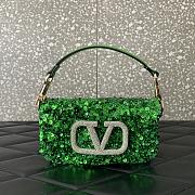 kitlife Valentino Garavani small Locò rhinestone-embellished shoulder bag Green - 19x10.5x5cm - 1