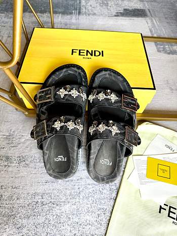 kitlife Fendi Women's Black Sandals 01