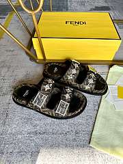kitlife Fendi Women's Black Sandals 02 - 6