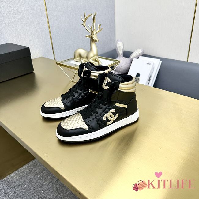 Kitlife Chanel x Nike Sneaker 01 - 1