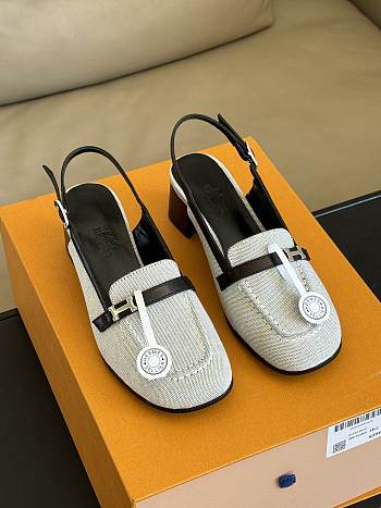 Kitlife Hermes Infinie 50 pump white sandals