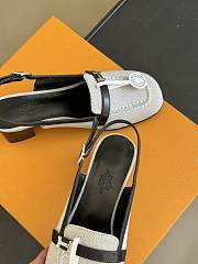 Kitlife Hermes Infinie 50 pump white sandals - 4