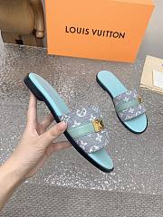 kitlife Louis Vuitton Lock It Mule light blue - 2