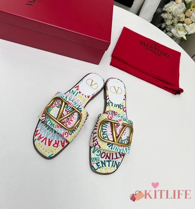 kitlife valentino sandals 01 - 1