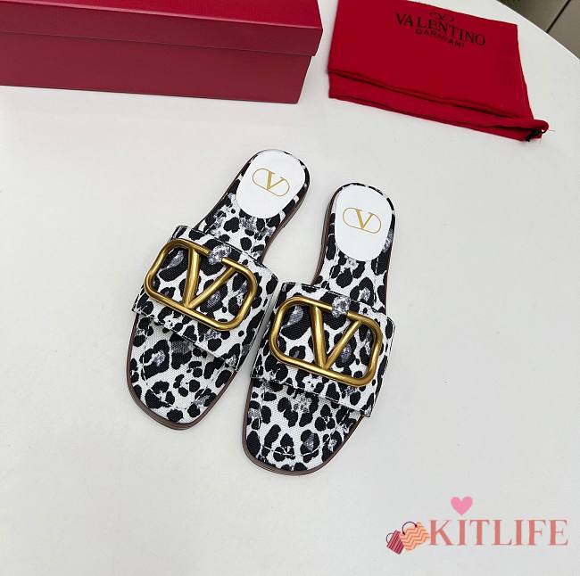 kitlife valentino sandals 02 - 1