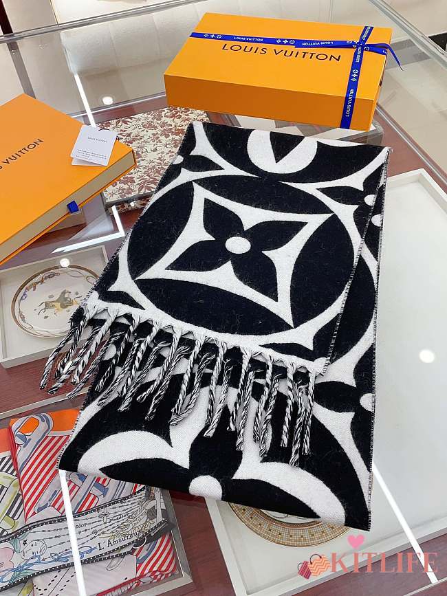 kitlife Louis Vuitton Scarf 200x30cm - 1