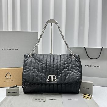 kitlife Balenciaga Monaco chain-strap quilted shoulder bag - 43.5x32x13cm