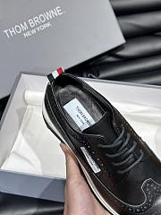 kitlife Thom Browne Lace-Up Runner Sneakers black - 6