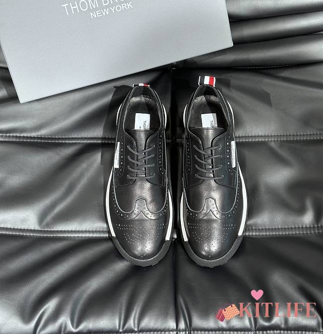 kitlife Thom Browne Lace-Up Runner Sneakers black - 1