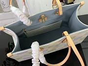 Kitlife Louis Vuitton Exclusive Pre-Launch OnTheGo MM bag - 35x27x14 cm - 2