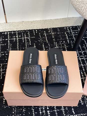 Kitlife MIU MIU Logo raffia slides Black