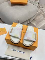 kitlife Louis Vuitton Pool Pillow Flat Comfort Mules Light Pink  - 1