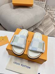 kitlife Louis Vuitton Pool Pillow Flat Comfort Mules Light blue - 1