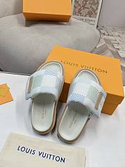 kitlife Louis Vuitton Pool Pillow Flat Comfort Mules Light blue - 2