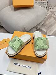kitlife Louis Vuitton Pool Pillow Flat Comfort Mules green - 4