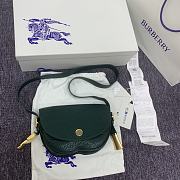 kitlife BURBERRY GREEN ‘CHESS’ SHOULDER BAG - 25x6.5x17.5cm - 1