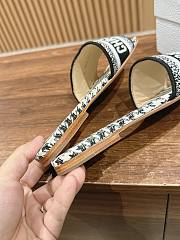 Kitlife Dior Slides 01 - 2