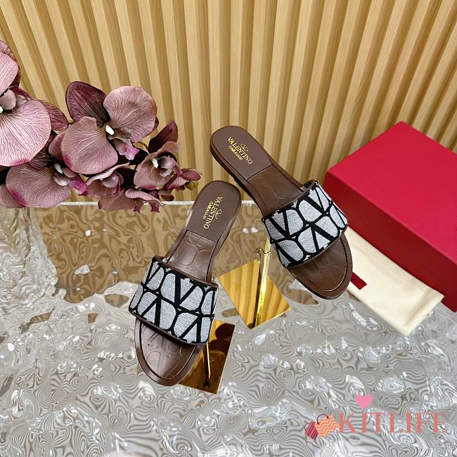 kitlife VALENTINO GARAVANI Toile Iconographe Sandals brown - 1