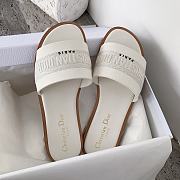 Kitlife Dior Dway Slide Pastel White Calfskin and Embroidered Cotton - 5