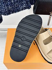 Kitlife Lousi Vuitton slides beige - 5