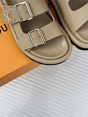 Kitlife Lousi Vuitton slides beige - 4