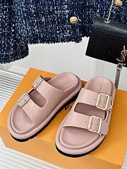 Kitlife Lousi Vuitton slide light pink  - 1