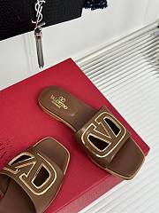 Kitlife Valentino Garavani Vlogo sandals Brown - 4