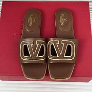 Kitlife Valentino Garavani Vlogo sandals Brown - 1