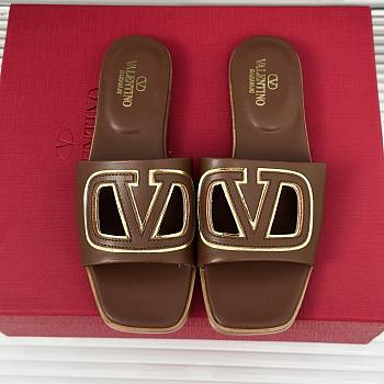 Kitlife Valentino Garavani Vlogo sandals Brown