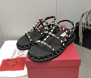 kitlife VALENTINO GARAVANI Rockstud Sandals black 