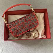 Kitlife Valentino Garavani VLogo embellished red bag - 19x10.5x5 cm - 2