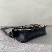 Kitlife Valentino Garavani VLogo embellished Black bag - 19x10.5x5 cm - 6