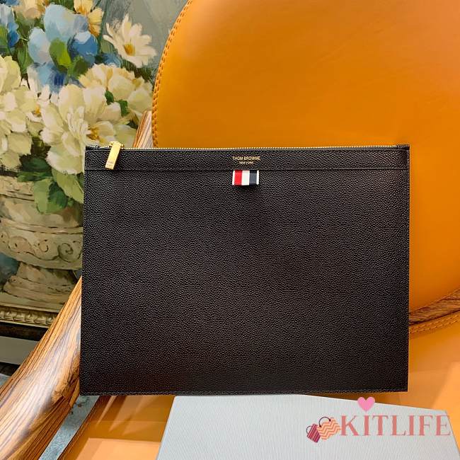 KITLIFE THOM BROWNE BLACK MEDIUM ZIP DOCUMENT HOLDER - 33x25 cm - 1