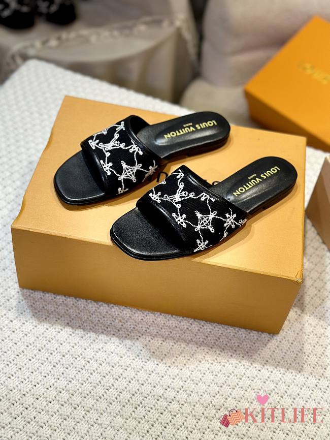 kitlife Louis Vuitton Neo Revival Flat Mule Black  - 1