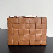 kitlife BOTTEGA VENETA Large Cassette Pouch brown - 35x25x1CM - 1