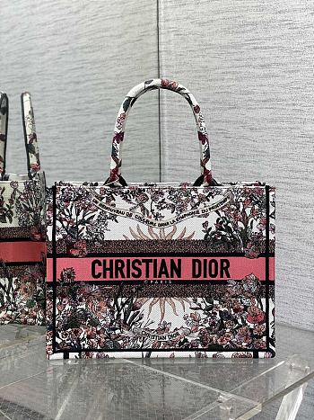 Kitlife Dior Large Book Tote Ecru Multicolor Dior 4 Saisons Automne Soleil Embroidery Pink bag - 36x18x28 cm