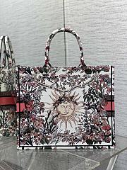 Kitlife Dior Large Book Tote Ecru Multicolor Dior 4 Saisons Automne Soleil Embroidery Pink bag - 42x18x35 cm - 2