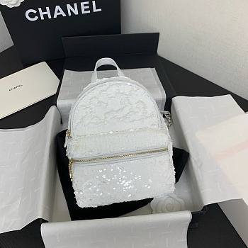 Kitlife Chanel backpack white - 25x21x15 cm