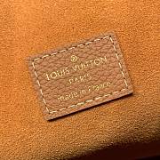 Kitlife Louis Vuitton Low Key Hobo MM bag brown - M25022 - 31 x 35 x 18 cm - 2