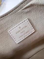 kitlife Louis Vuitton Low Key Shoulder Bag white - M24990 - 26 x 18 x 7cm - 3