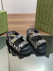 kitlife Gucci sandal Animal-inspired Black and white - 4