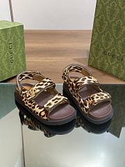 kitlife Gucci sandal Animal-inspired Brown - 2