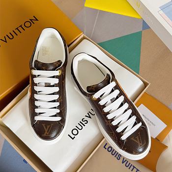 kitlife Louis VUuitton Time Out Sneaker brown 